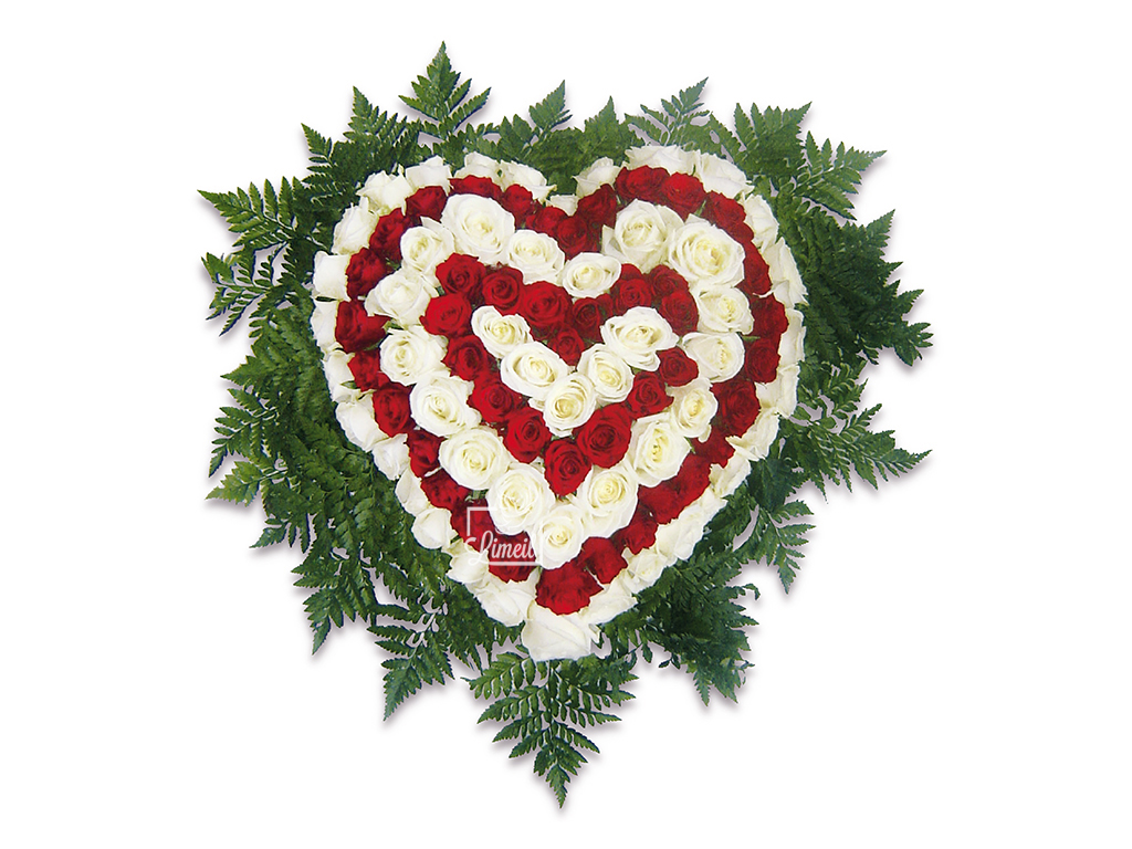 Coeur roses rouge et blanches en fleurs naturelles composé de roses proposé par es Pompes Funèbres LOIC