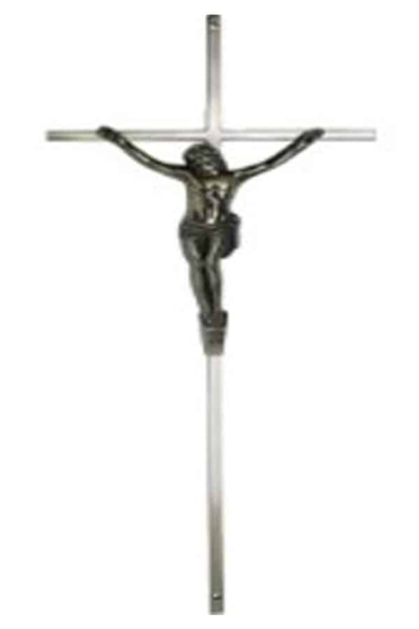 Pompes Funèbres LOIC - croix Harmonie avec Christ couleur argent pour crémation